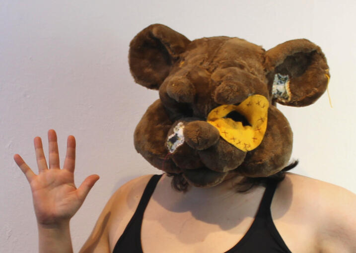 Detail Honey's Visage